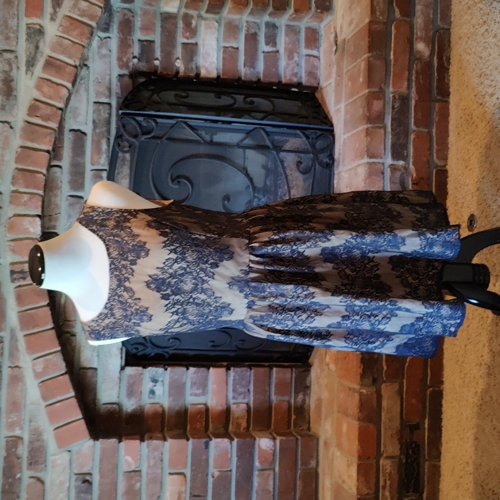 XXI Navy Lace Sleeveless dress nude underlay L